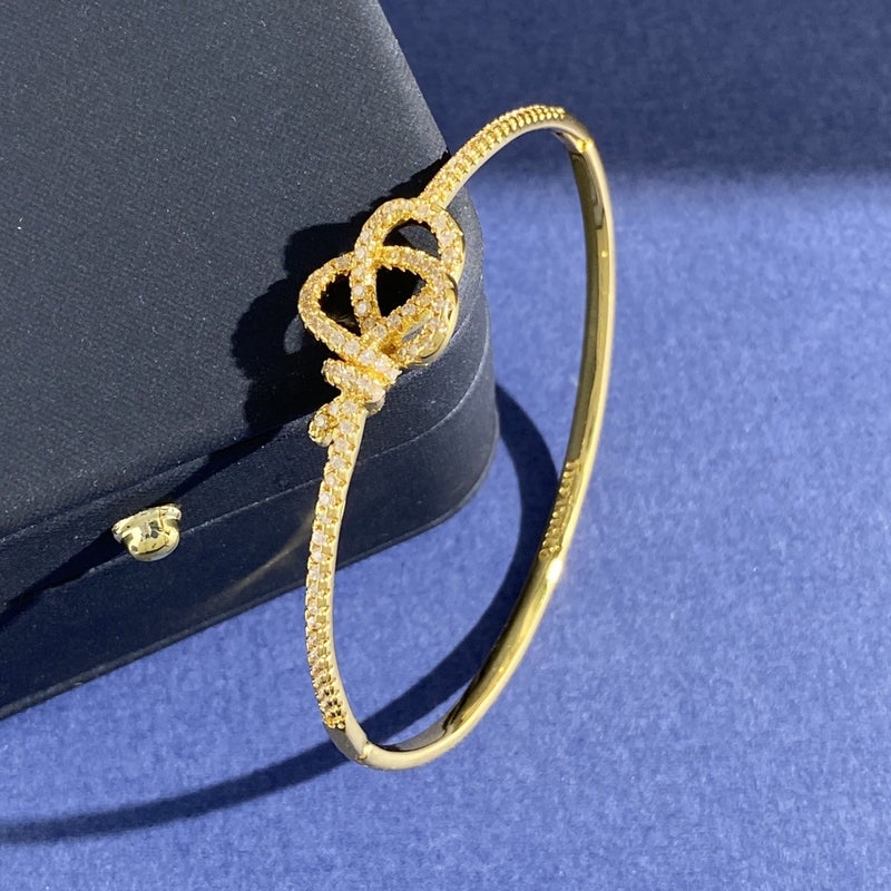 The Choice Of Exquisite Craftsmanship Unlocks The Fashion Code. Korean Style Exquisite Diamond-Encrusted Key Rope Knotted Bracelet - Image 3